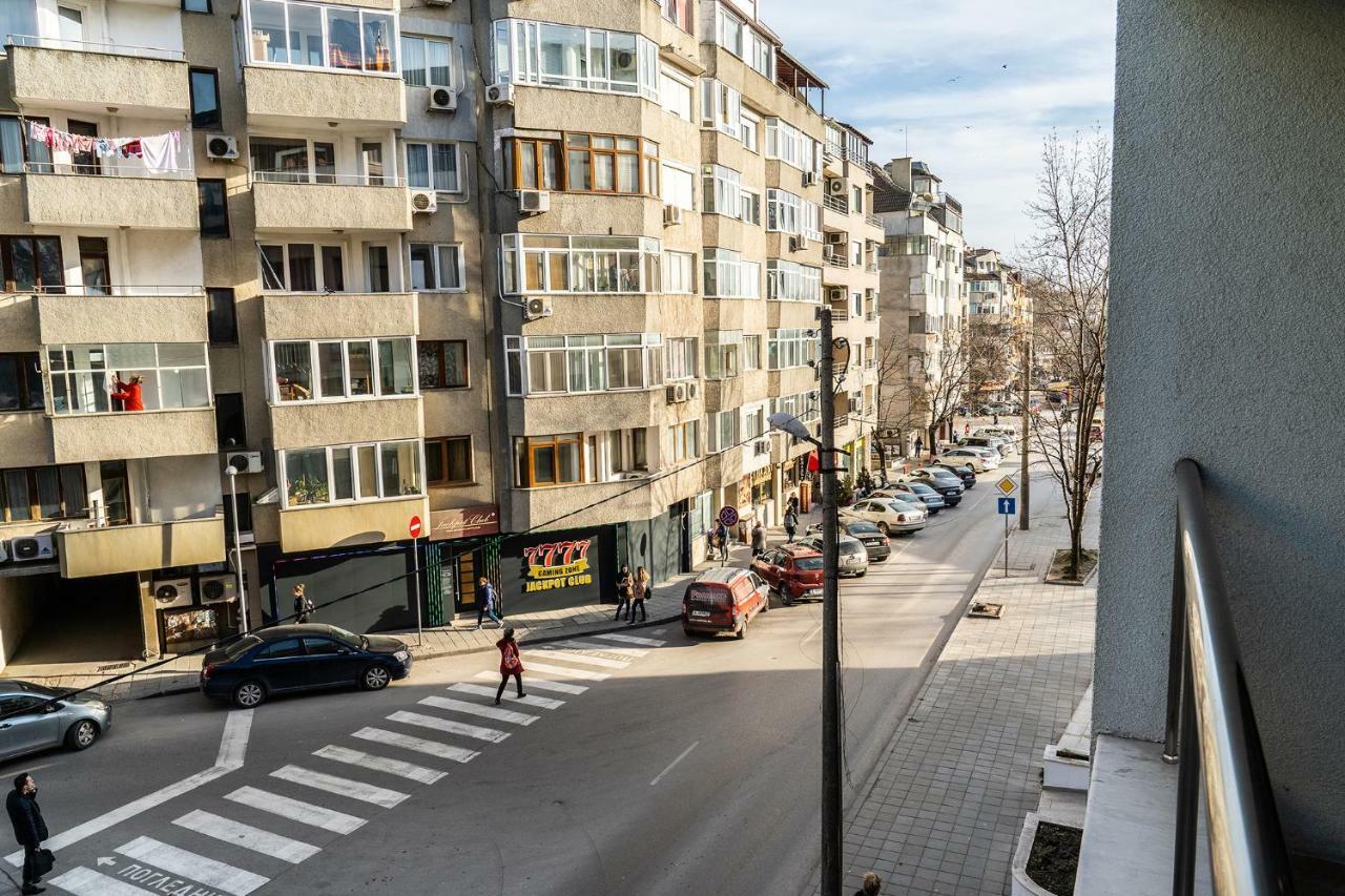 Loft Appartement Varna Buitenkant foto